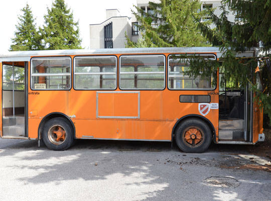 Il ’cimitero’ degli autobus dimenticato