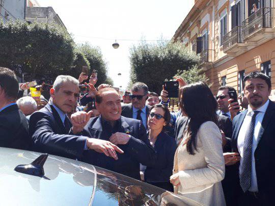 Silvio Berlusconi in visita a Termoli
