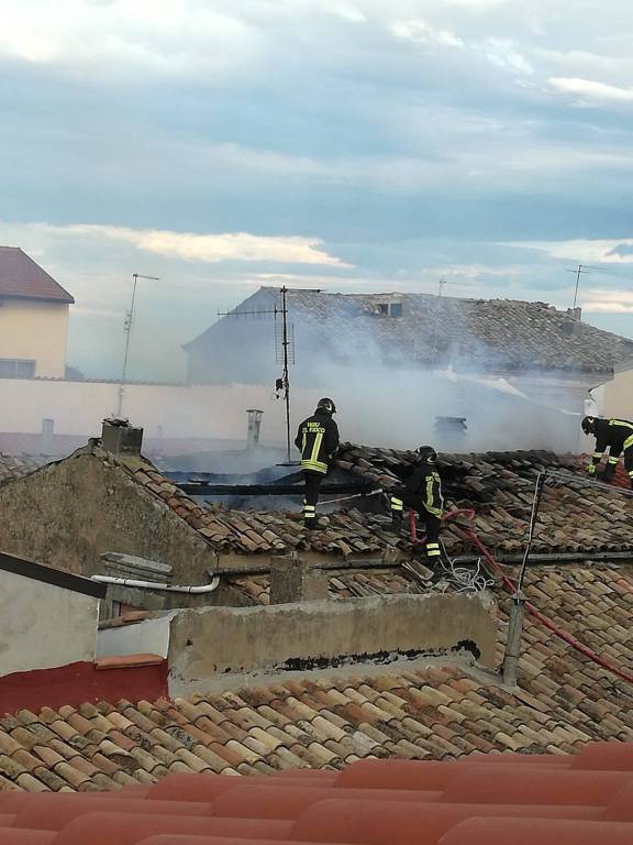 Incendio tetto Guglionesi