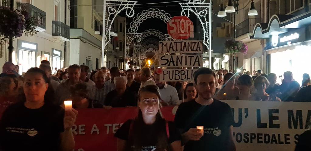 corteo-voglio-nascere-a-termoli-154812