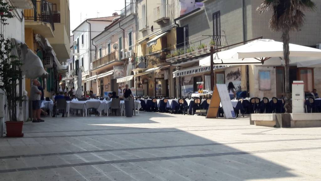 piazzetta insorti ungheria