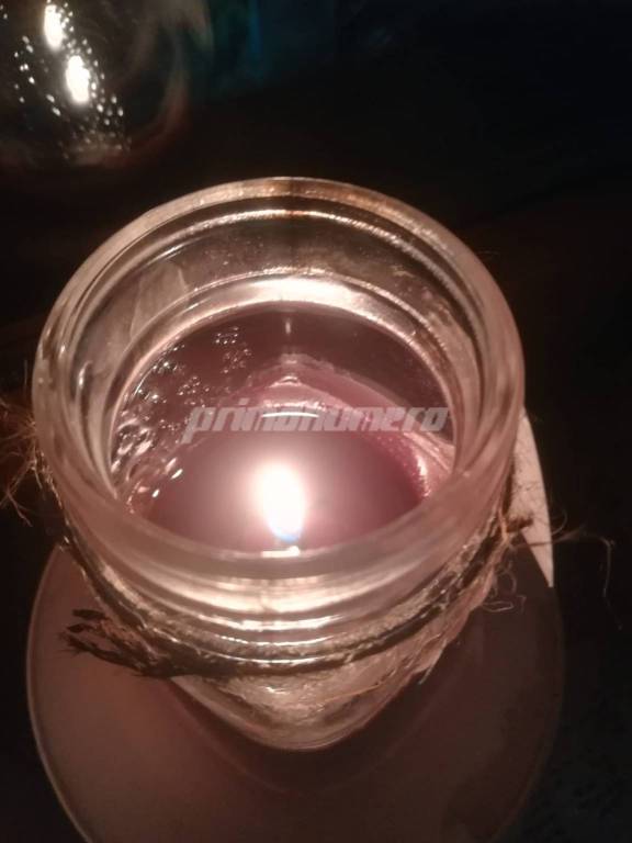 candele-accese-contro-la-violenza-sulle-donne-163224