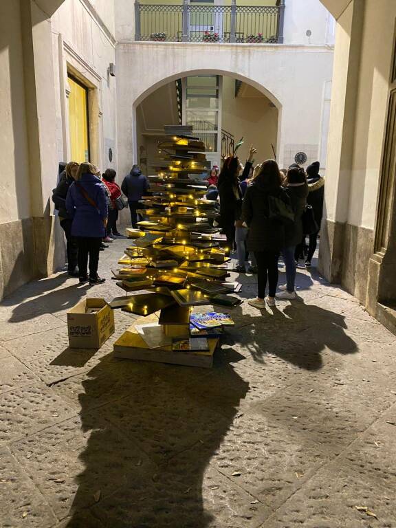 Albero di libri campomarino 