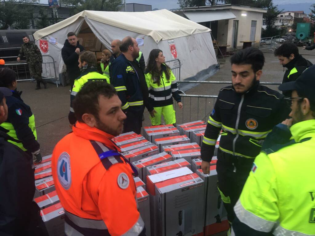 protezione civile albania consegna stufe