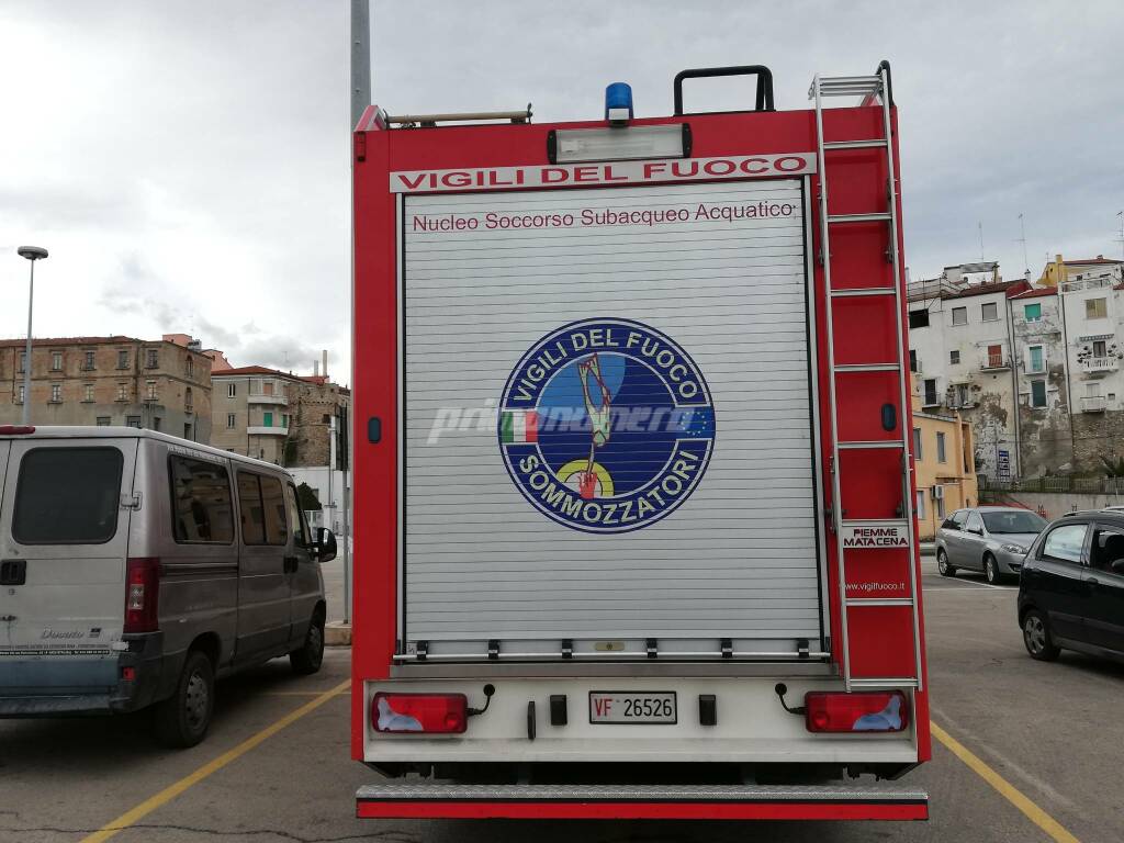 Sommozzatori, vigili del fuoco, ricerche in mare, disperso, 