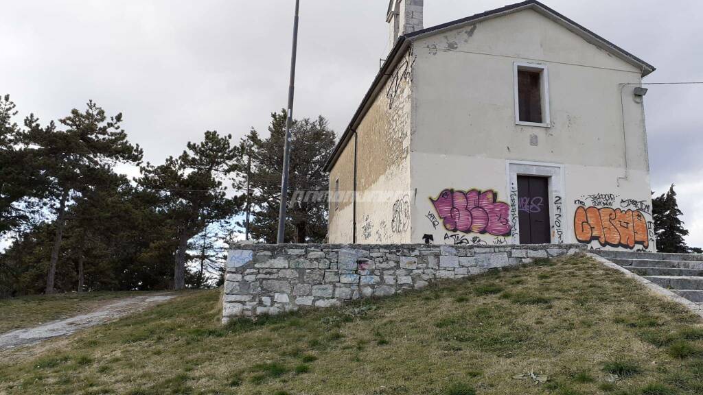 Vandali chiesa san Giovannello Campobasso