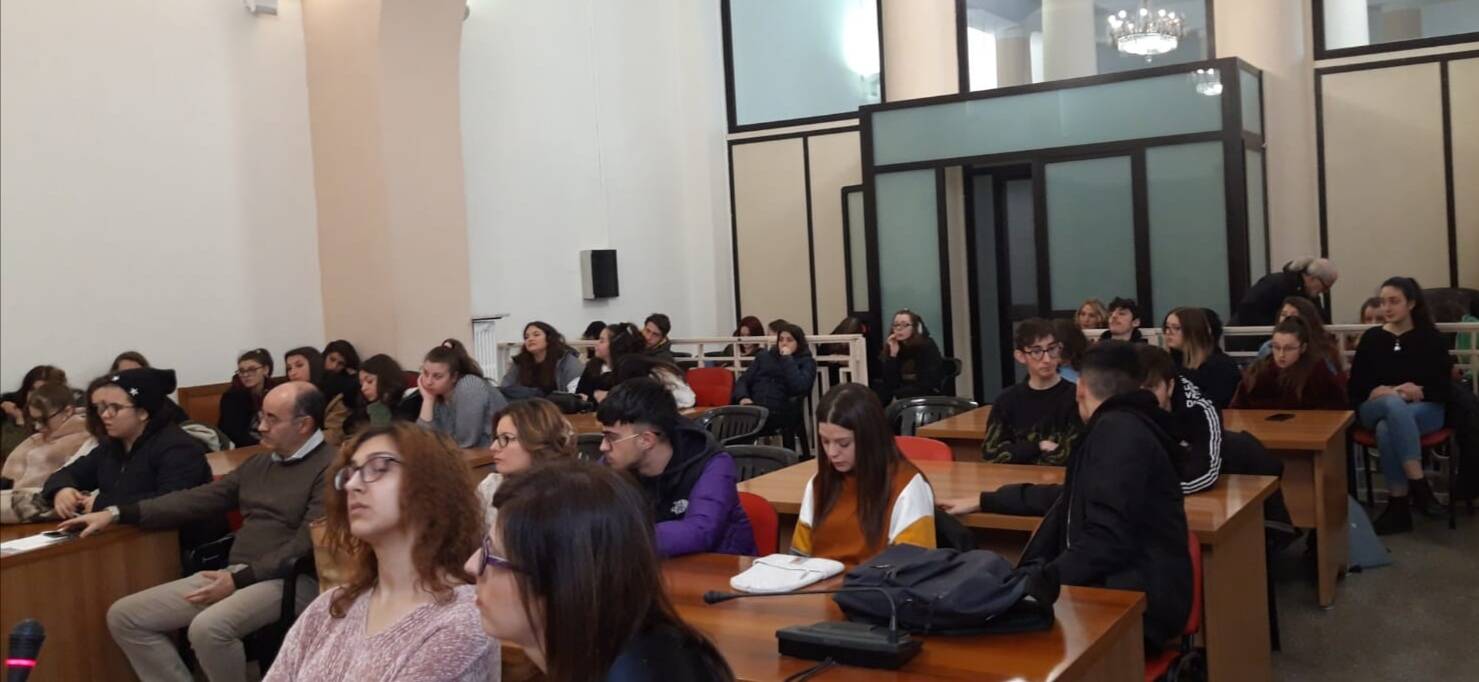 Avvocati attori con studenti