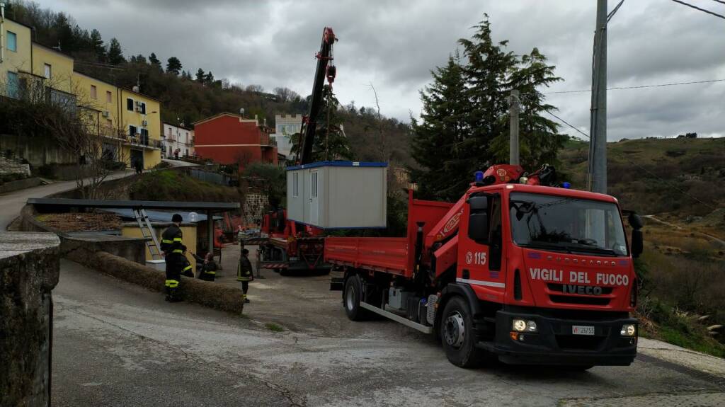 container vigili del fuoco coronavirus