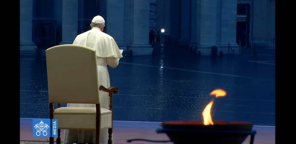 papa piazza san pietro pandemia