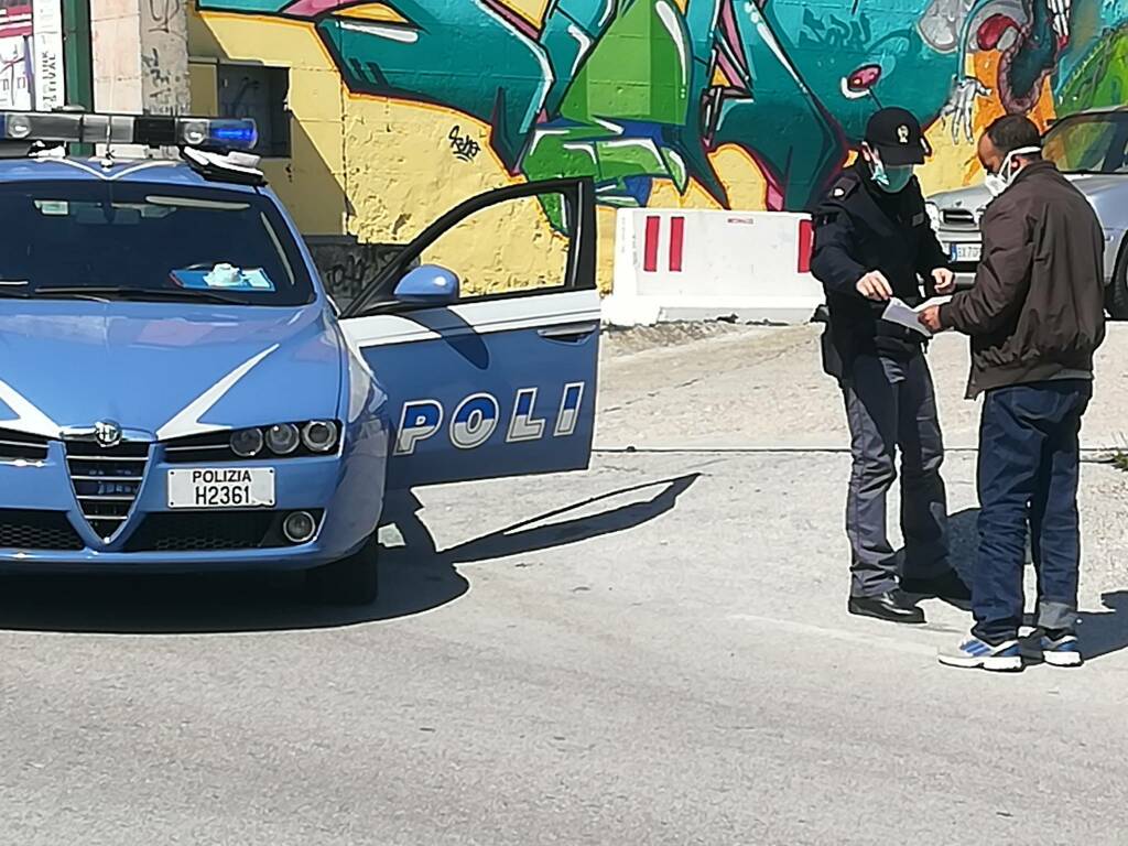 Campobasso Polizia polstrada, volante, covid19