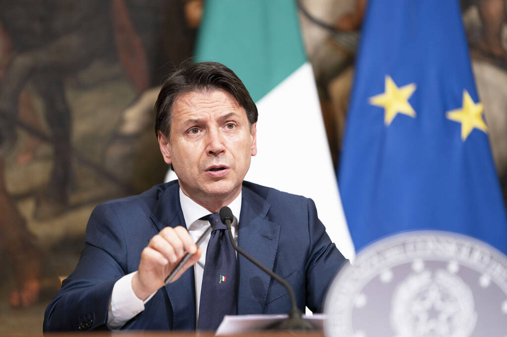 conferenza conte