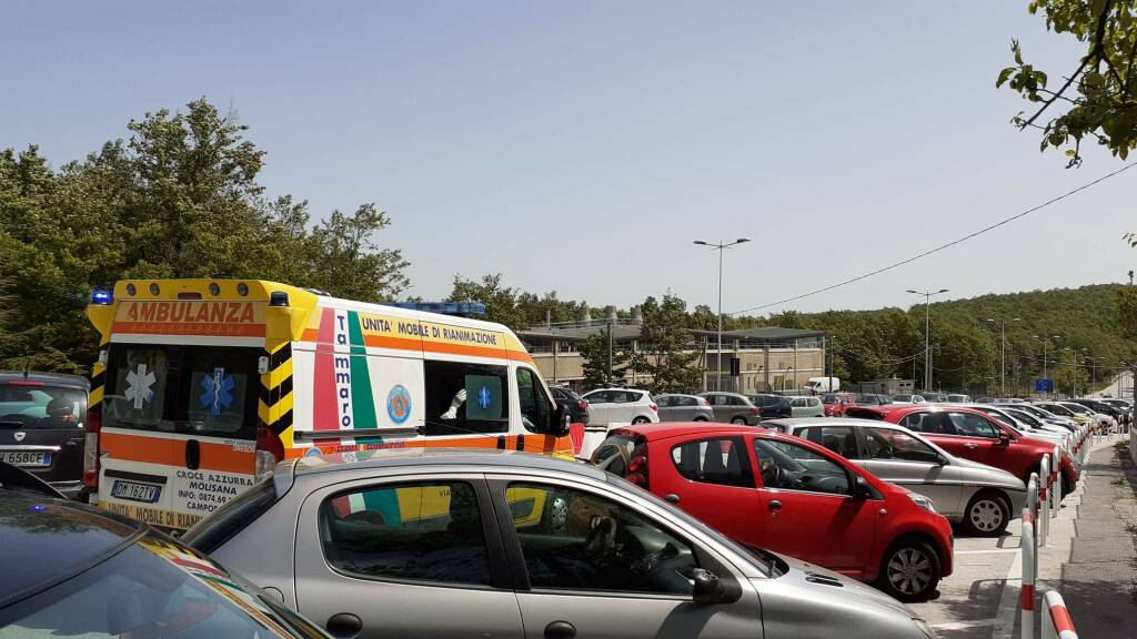 Ambulanza 118 ospedale Cardarelli Campobasso 