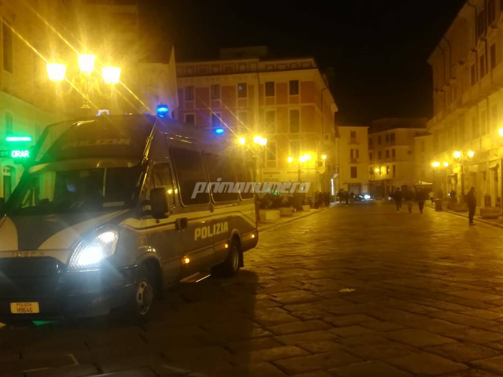 Polizia movida Campobasso assembramenti