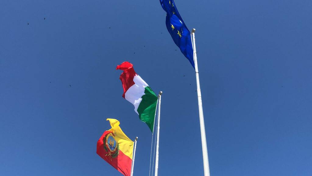 Cerimonia Alzabandiera festa della repubblica termoli