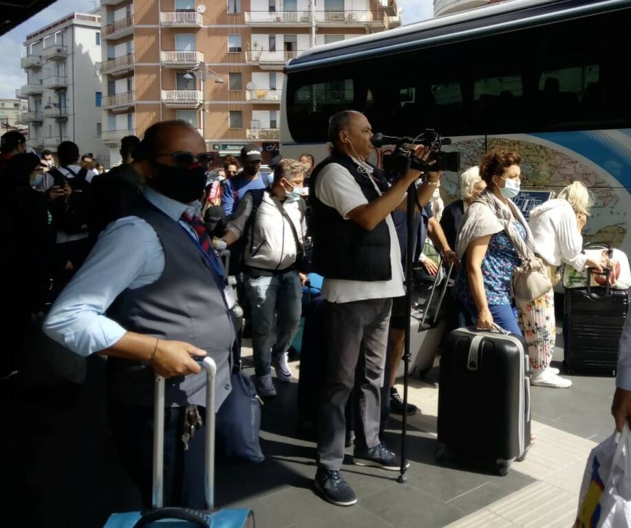 disagi stazione treni bus sostitutivi