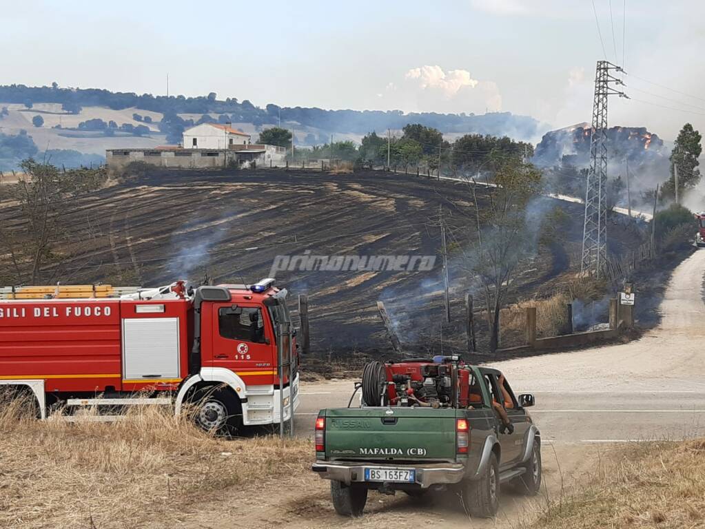 Incendio all'azienda Di Vaira