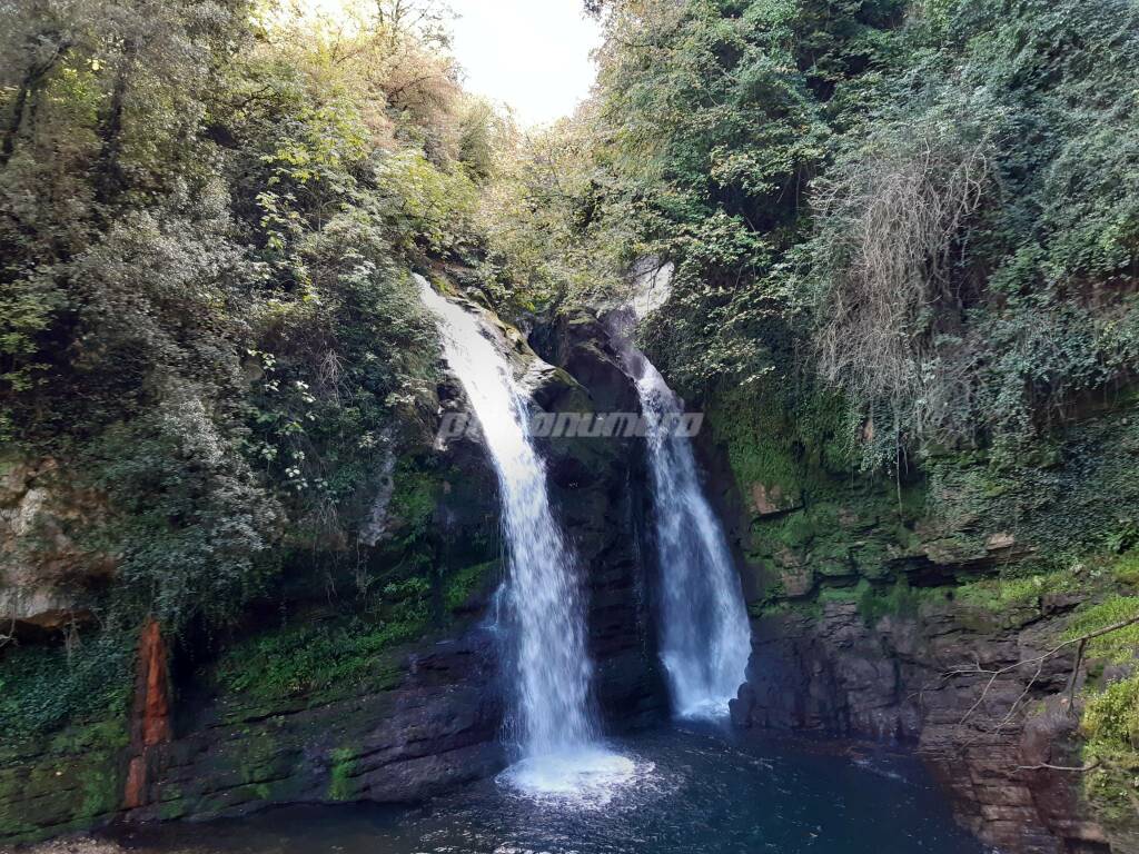 Carpinone cascate castello e paese