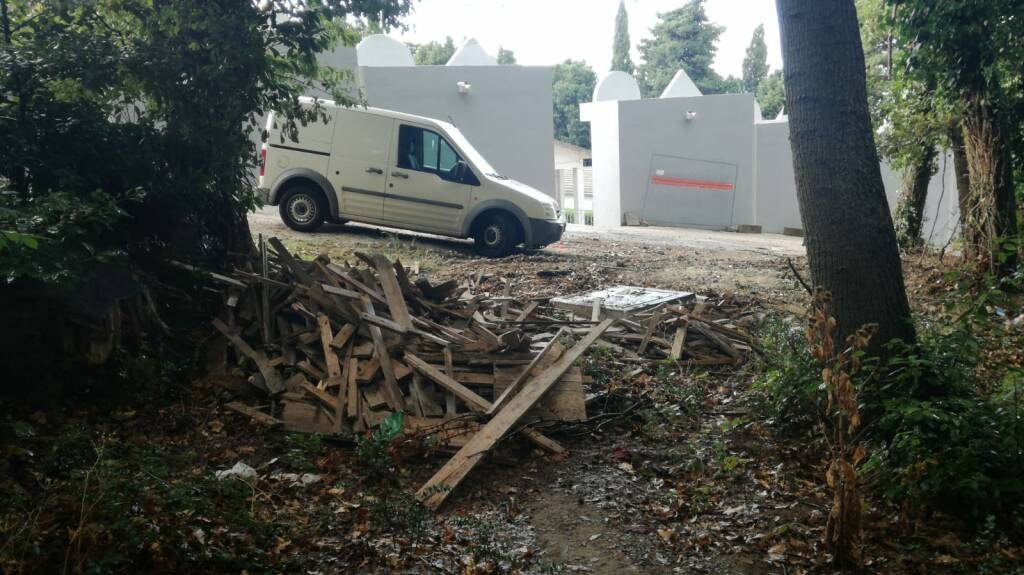 Scarichi abusivi cimitero Guglionesi 