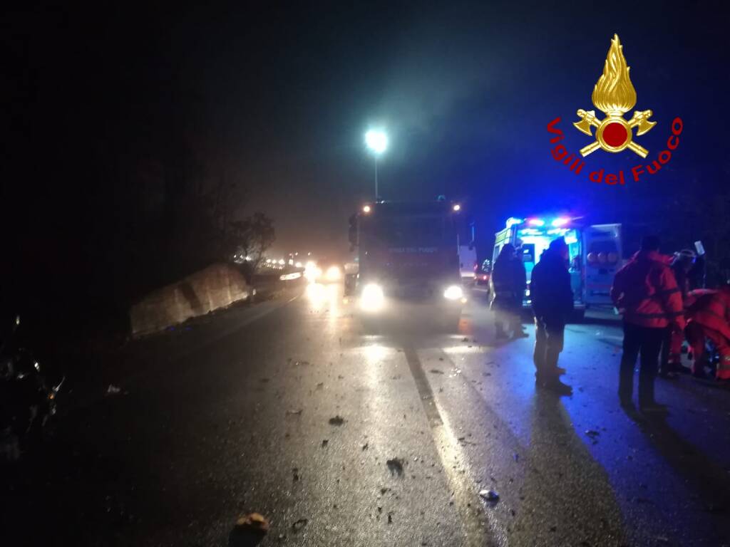 incidente ss87 vinchiaturo vigili fuoco