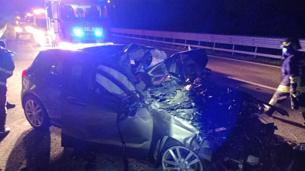 incidente albero a14 autostrada