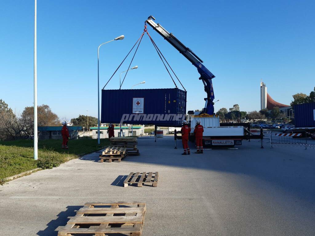 Croce Rossa ospedale da campo container San Timoteo