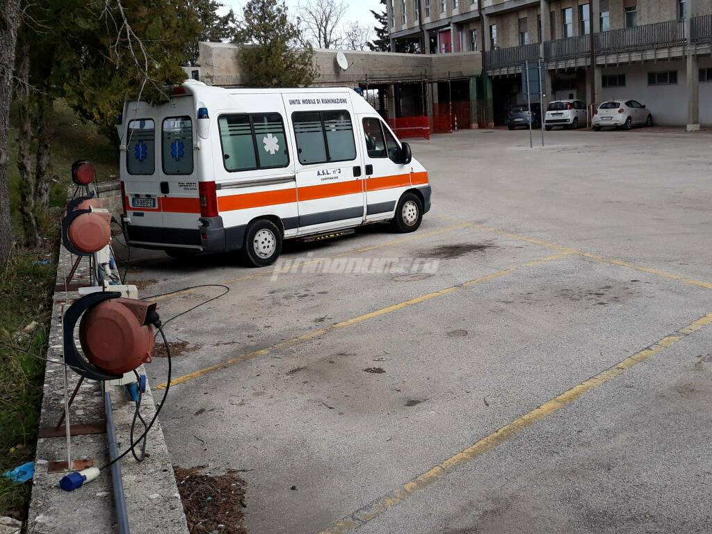 Ambulanze Ospedale Cardarelli Campobasso area per moduli terapia intensiva
