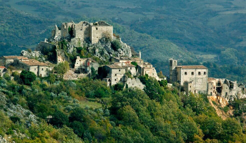 Rocchetta a Volturno (foto Valentino Mastrella, Archivio PNALM)