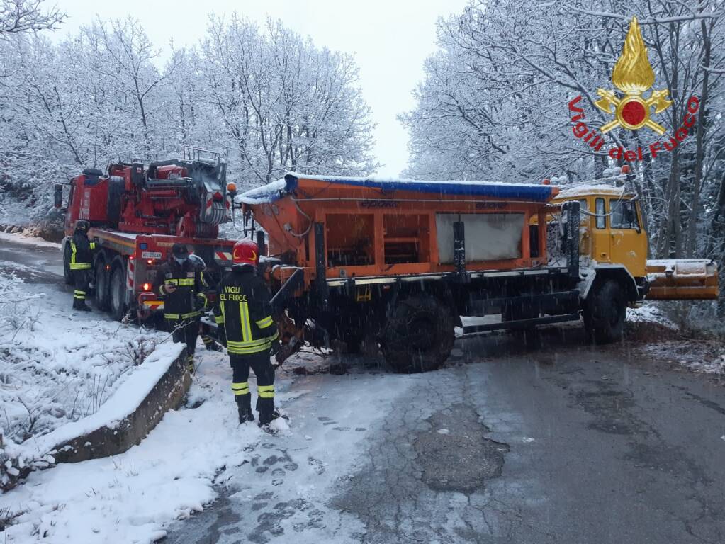 spargisale incidente vigili fuoco