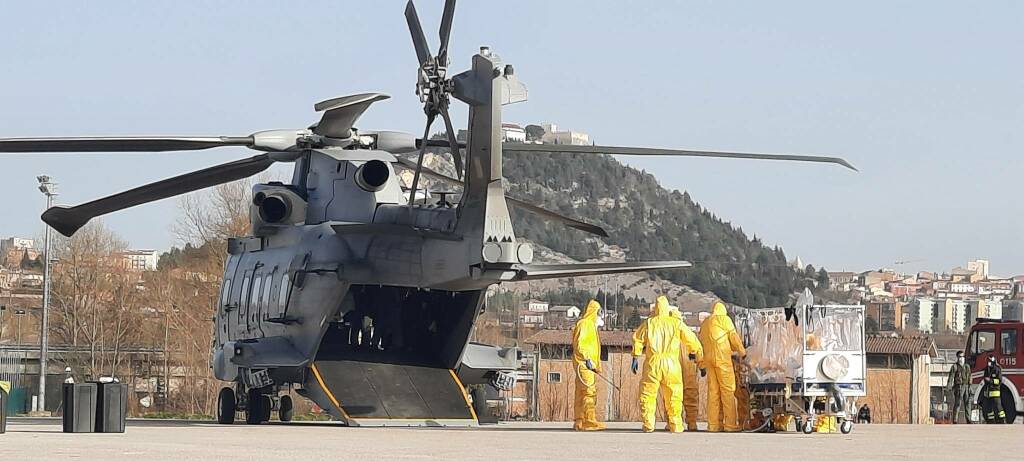 medici militari elicottero cb covid