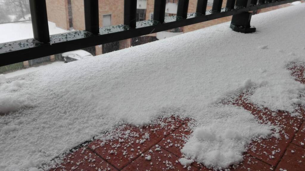 Neve di primavera 23 marzo 2021 Campobasso imbiancata 