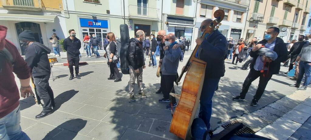 Flash mob artisti CB