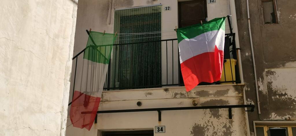 Bandiera italiana tricolore 