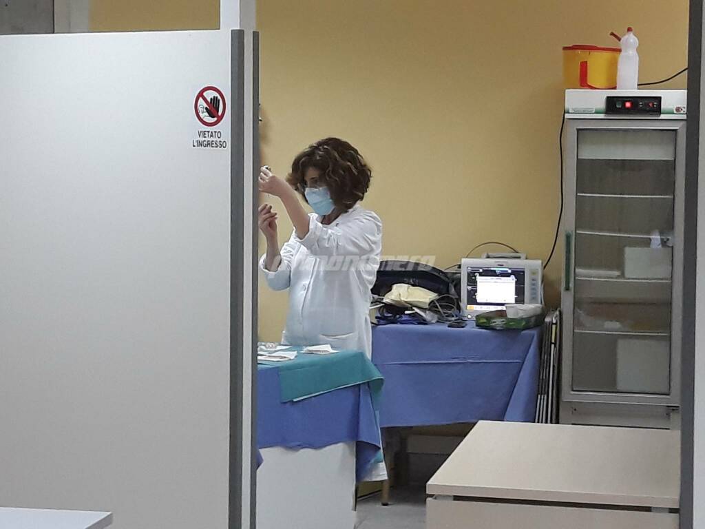 Medico Vaccini studenti maturandi ospedale Cardarelli di Campobasso covid pfizer 