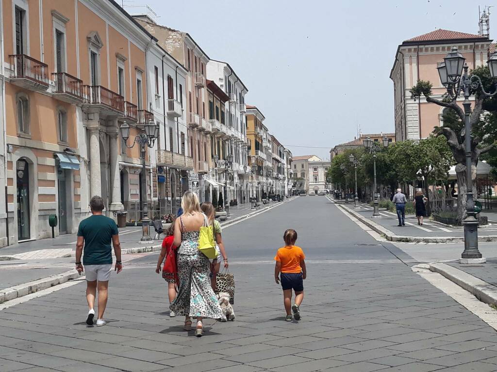 Corso Campobasso famiglia covid mascherine bambini