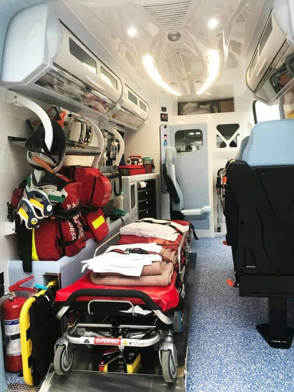 118 ambulanza interno 