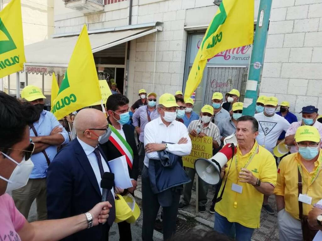 Protesta coldiretti cinghiali 