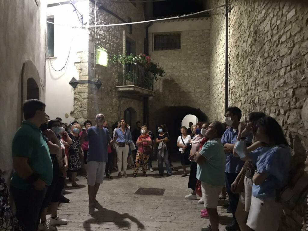 colletorto turisti passeggiata