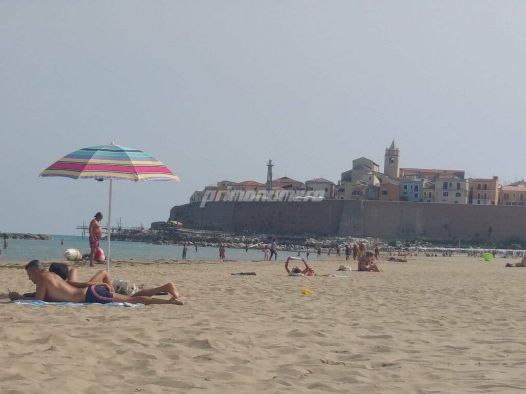 Spiaggia Termoli fine settembre mare