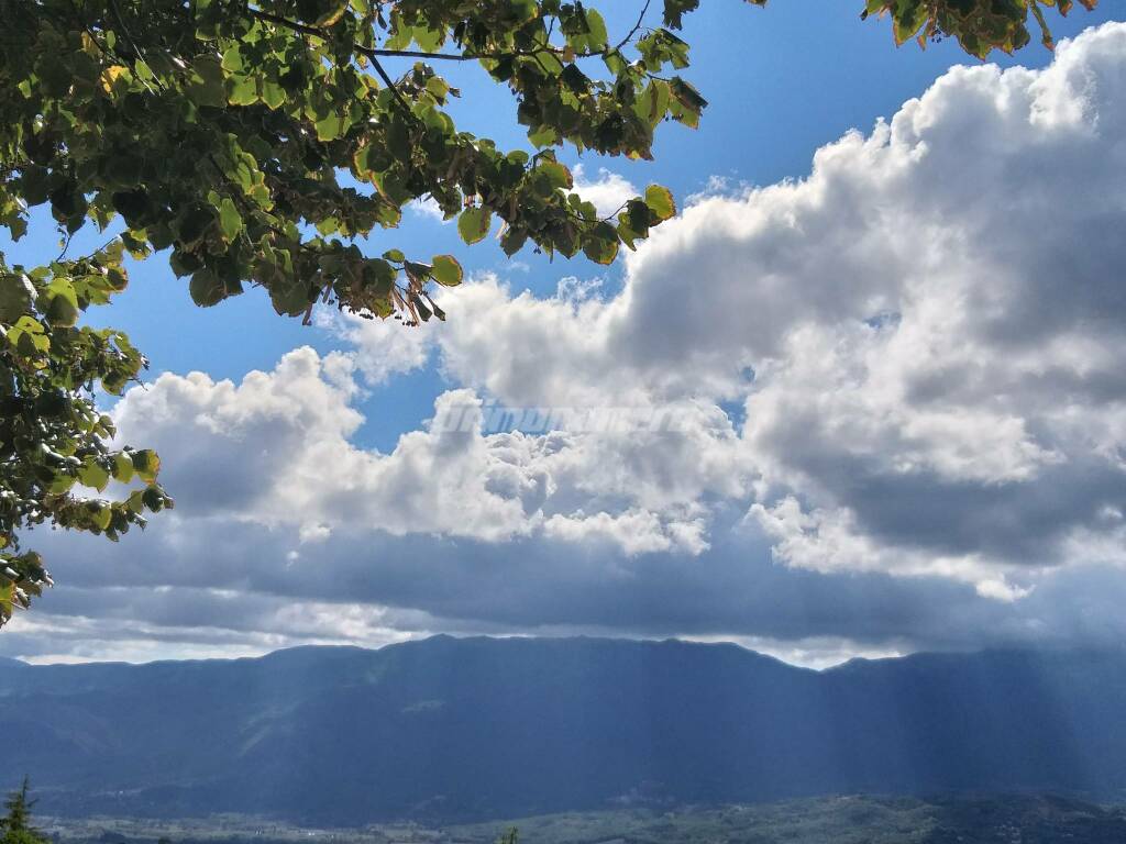 meteo nuvole sole natura