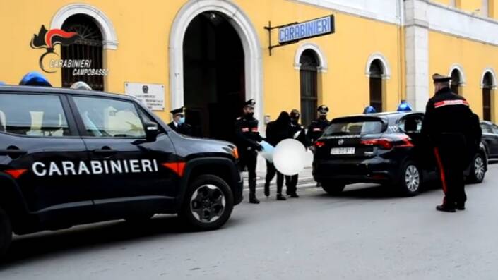 Carabinieri Campobasso arresti anziana sequestrata 