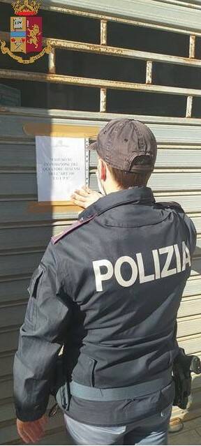 polizia sigilli chiusura locale