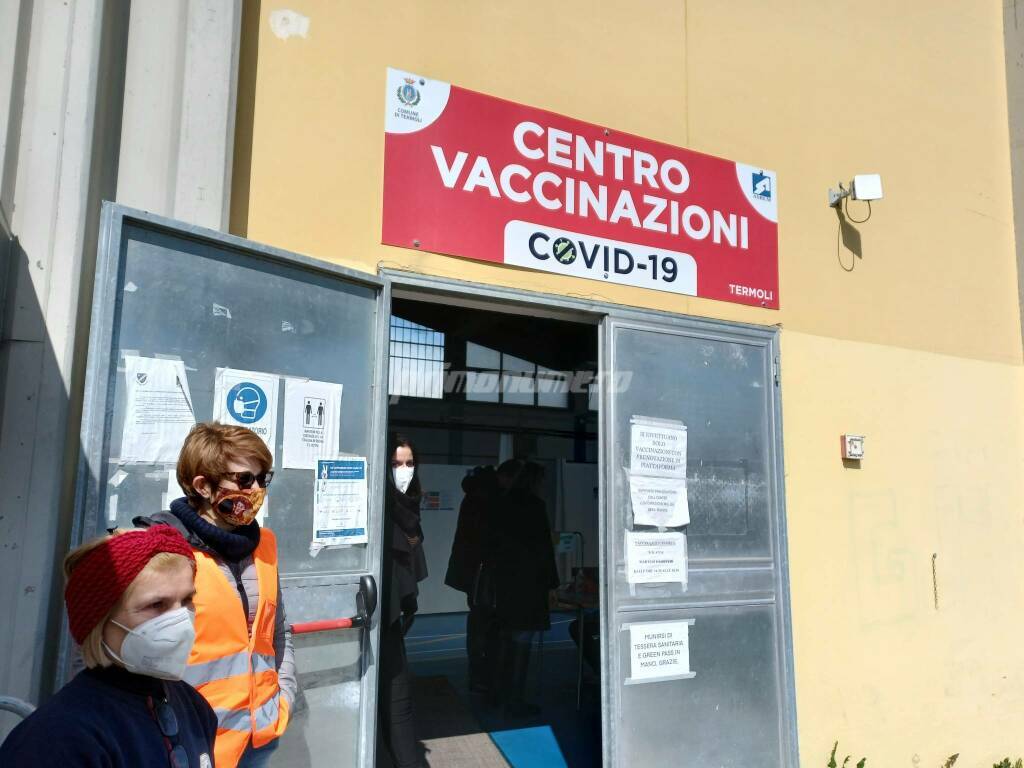 centro vaccinale palarino 