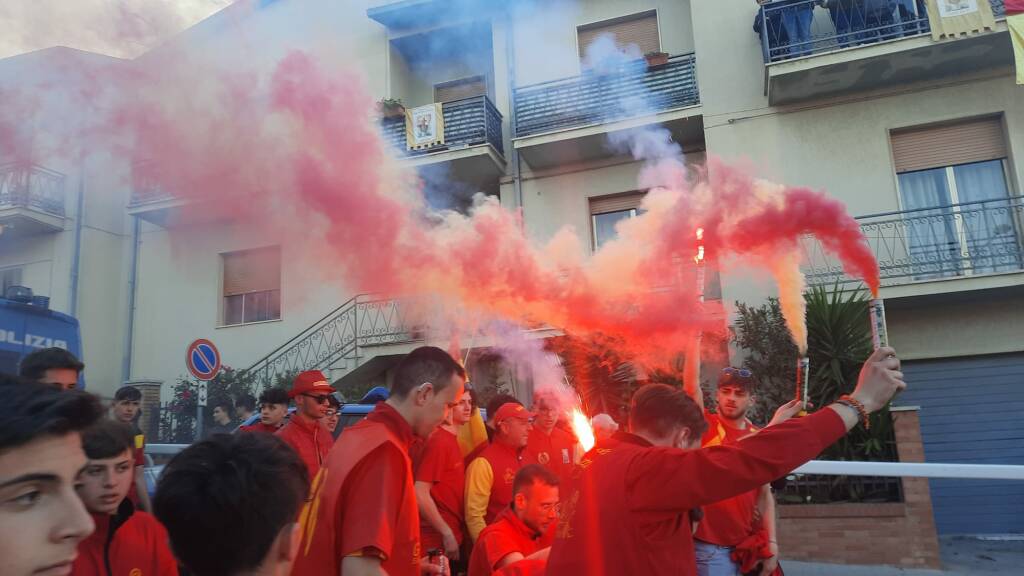 vittoria giallorossi festa