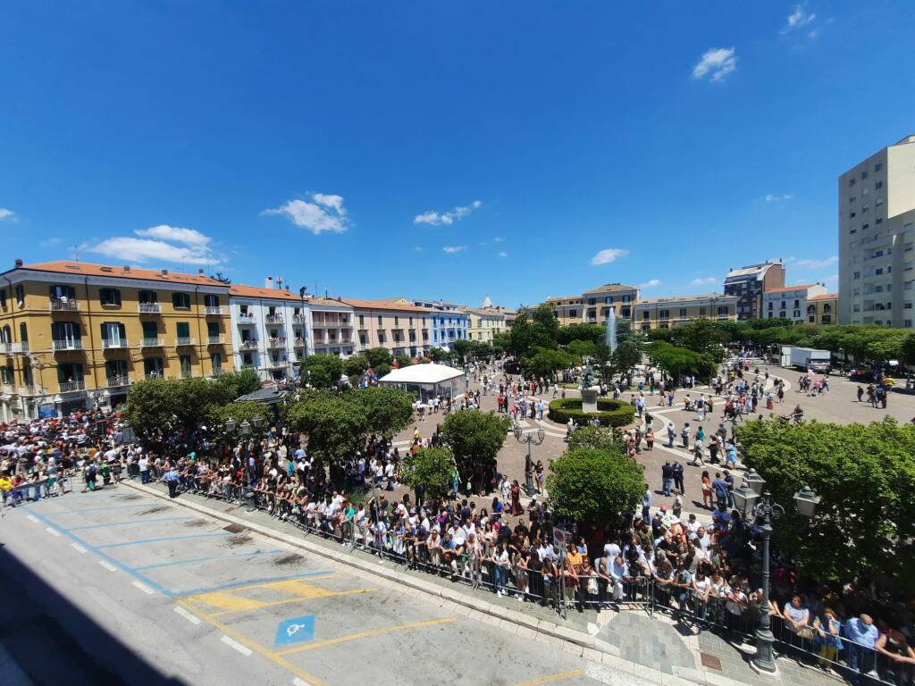 Misteri 2022 gente strada balconi 