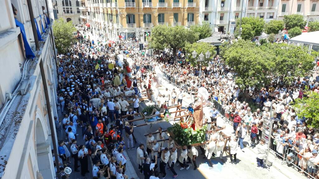 Misteri arrivo in piazza municipio