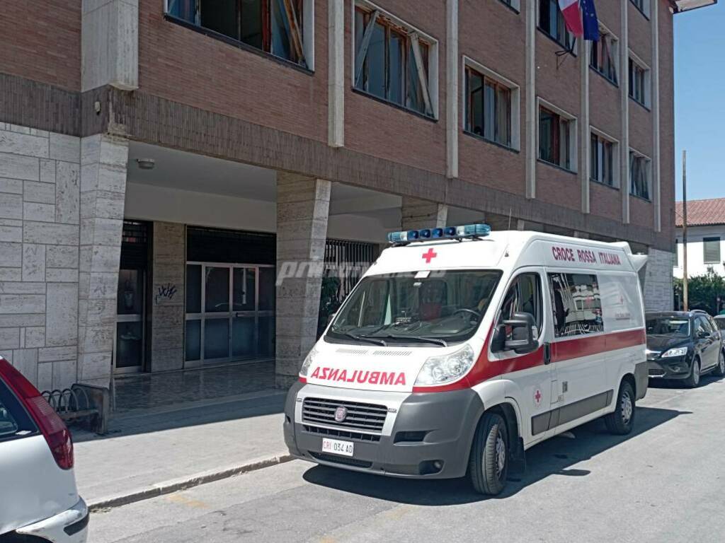Ambulanza 118 postazione via Montegrappa 