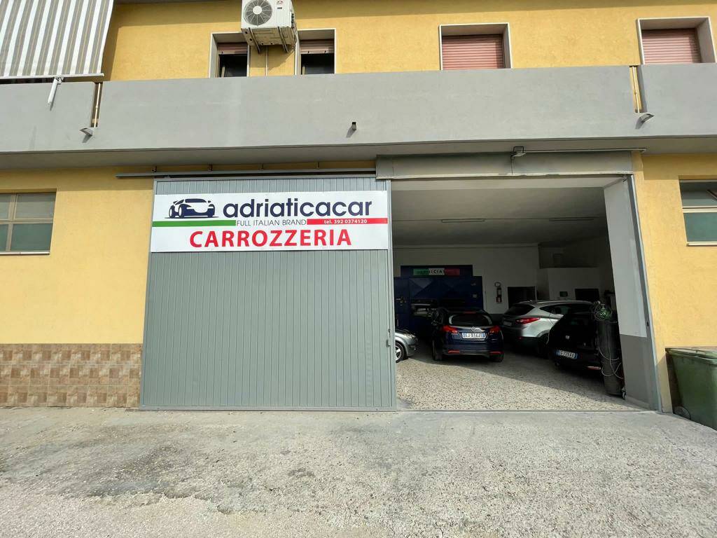 Carrozzeria finamore Adriatica car