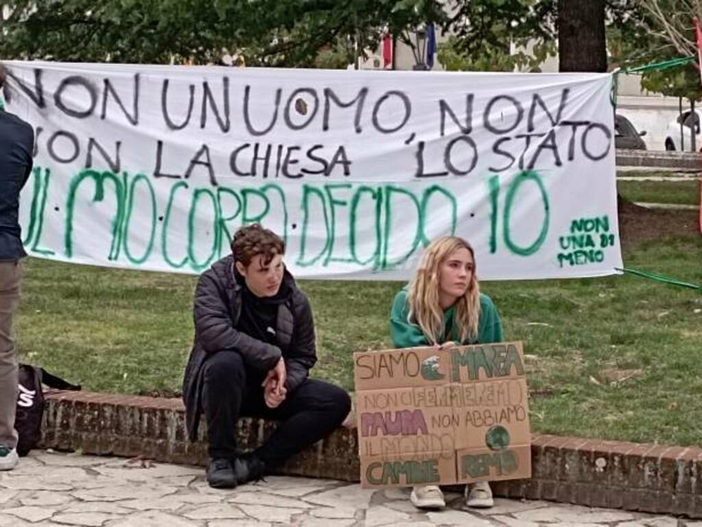 Manifestazione sul diritto all'aborto