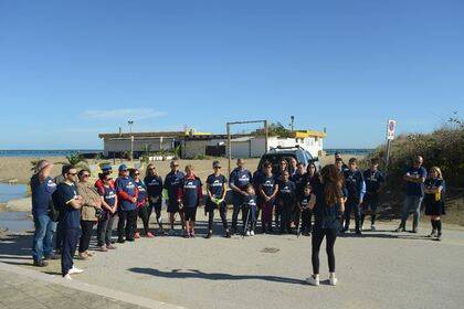 plastic free clean up campomarino