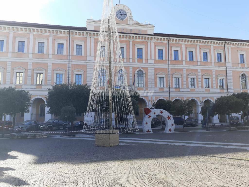 Albero di Natale piazza vittorio emanuele